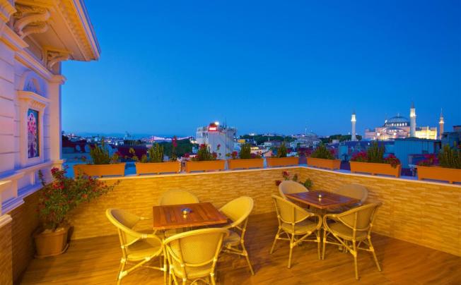 Фото отеля White House Hotel Istanbul