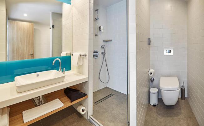Фото отеля Holiday Inn Express Istanbul Atakoy Metro