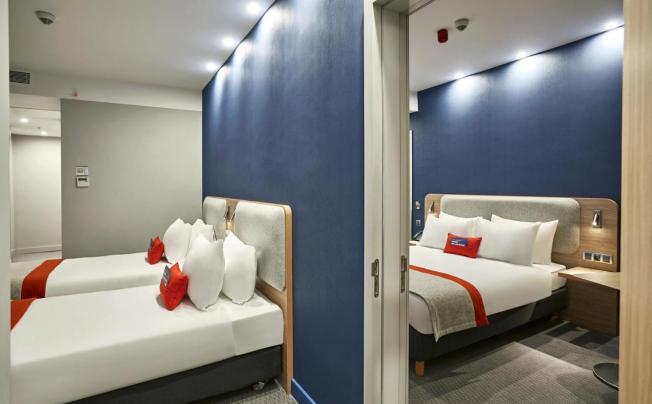 Фото отеля Holiday Inn Express Istanbul Atakoy Metro