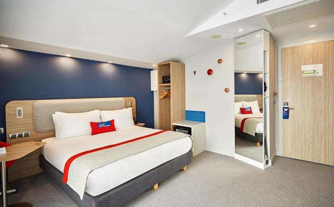 Фото отеля Holiday Inn Express Istanbul Atakoy Metro