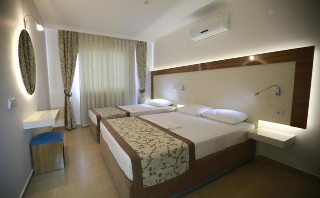 Фото отеля Almera Park Apart Hotel
