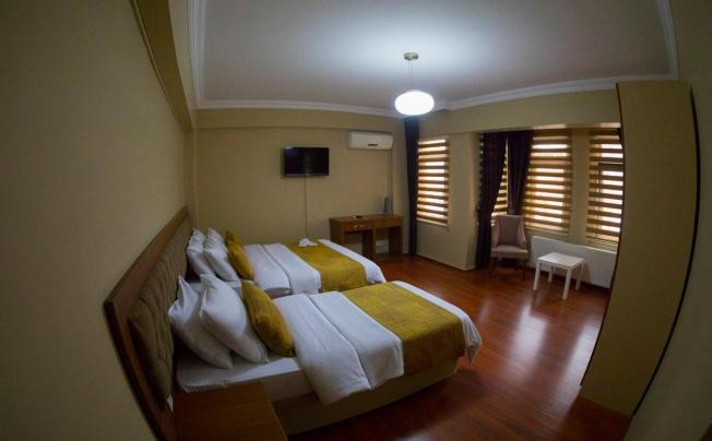 Фото отеля Ramparts Hotel