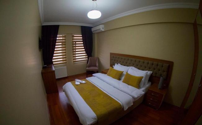 Фото отеля Ramparts Hotel