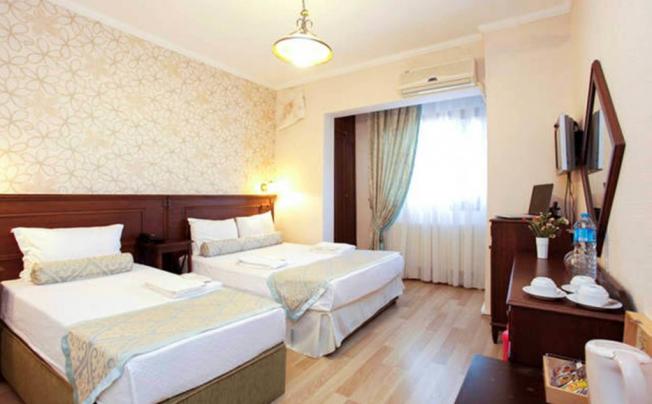 Фото отеля Center Hill Hotel
