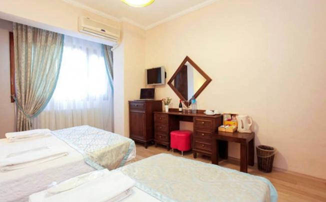 Фото отеля Center Hill Hotel