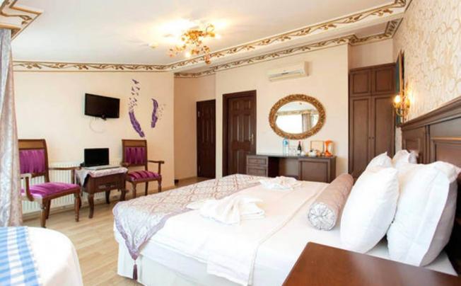 Фото отеля Center Hill Hotel