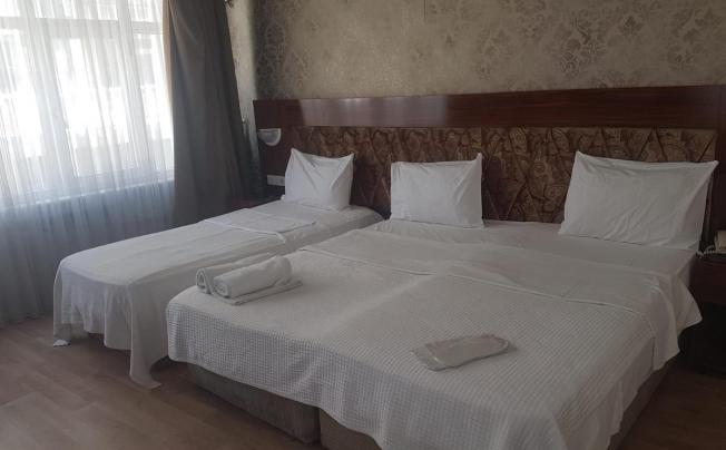 Фото отеля Rouge Noire Hotel