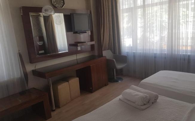 Фото отеля Rouge Noire Hotel