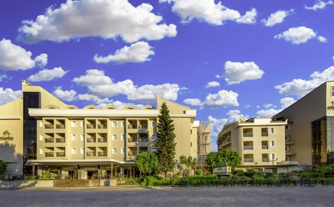 Фото отеля Julian Club Hotel