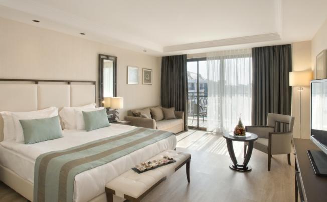 Фото отеля Amara Premier Palace
