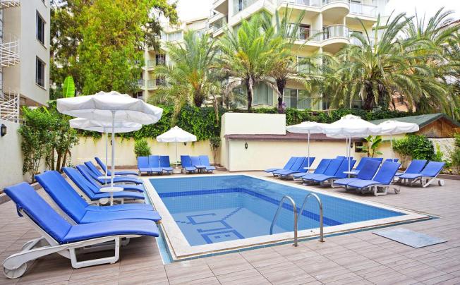 Фото отеля SOL BEACH HOTEL 