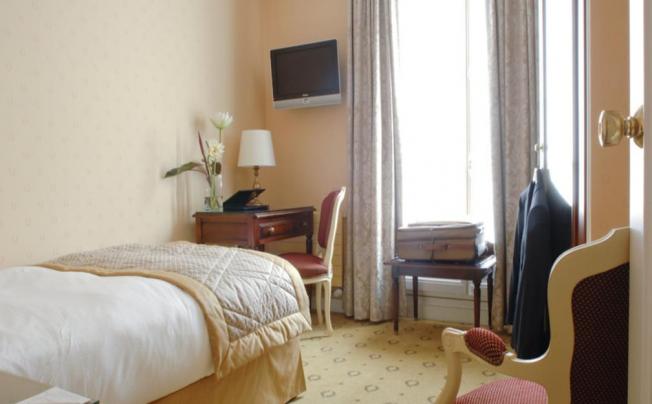 Фото отеля MAYFAIR 