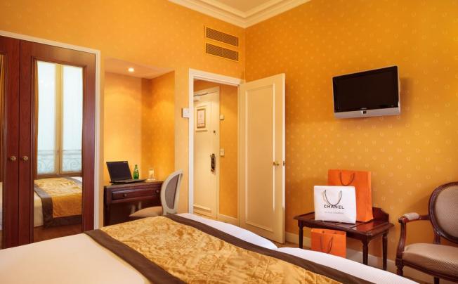 Фото отеля MAYFAIR 