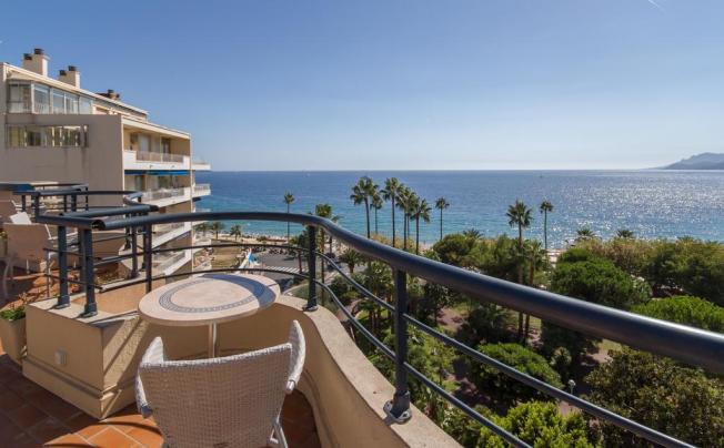 Фото отеля HOTEL BELLE PLAGE BROUGHAM