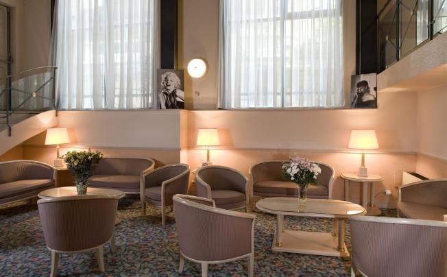Фото отеля HOTEL BELLE PLAGE BROUGHAM