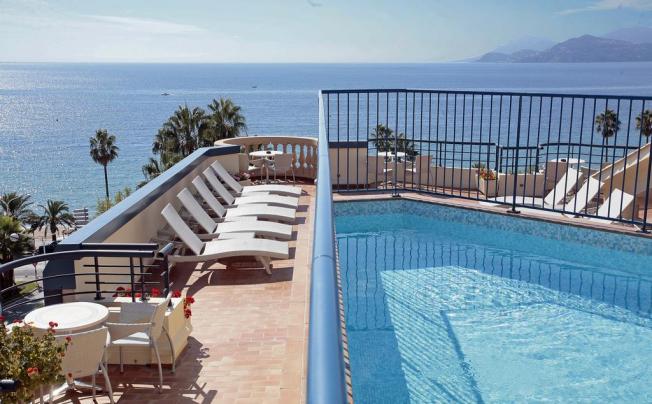 Фото отеля HOTEL BELLE PLAGE BROUGHAM