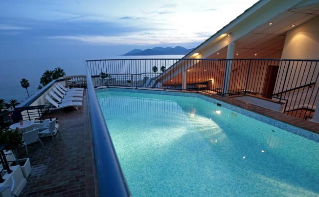 Фото отеля HOTEL BELLE PLAGE BROUGHAM