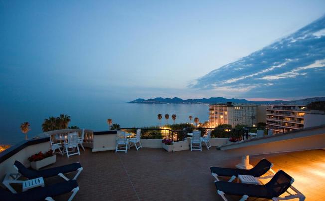 Фото отеля HOTEL BELLE PLAGE BROUGHAM
