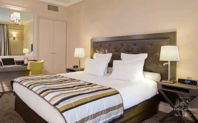 Фото отеля CALIFORNIA CHAMPS-ELYSEES HOTEL 