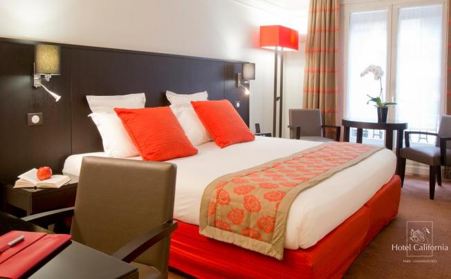 Фото отеля CALIFORNIA CHAMPS-ELYSEES HOTEL 
