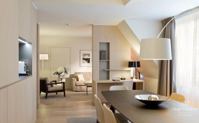 Фото отеля CALIFORNIA CHAMPS-ELYSEES HOTEL 