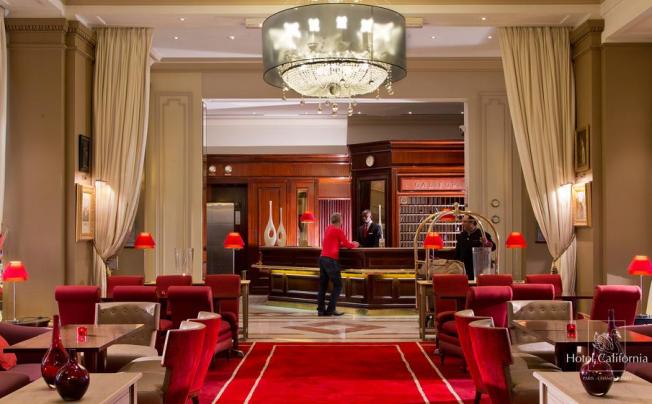 Фото отеля CALIFORNIA CHAMPS-ELYSEES HOTEL 