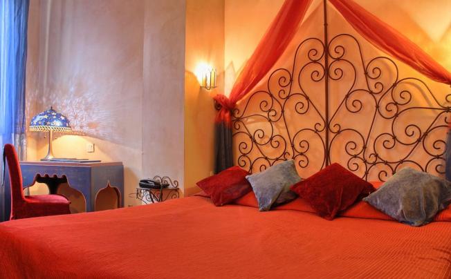 Фото отеля VILLA ROYALE MONTSOURIS 