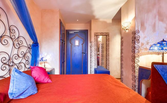 Фото отеля VILLA ROYALE MONTSOURIS 