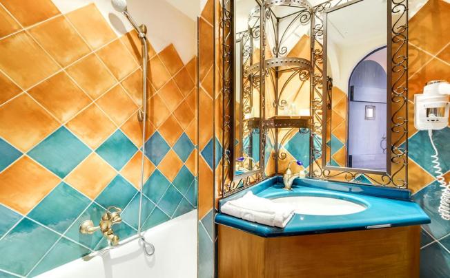 Фото отеля VILLA ROYALE MONTSOURIS 