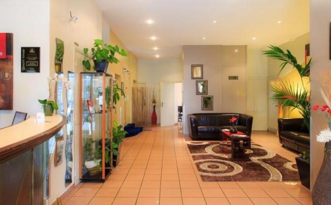 Фото отеля BEST WESTERN RIVIERA