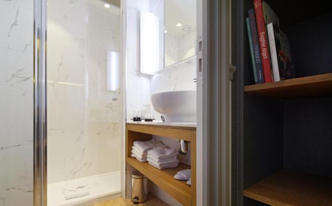Фото отеля VILLA LAFAYETTE PARIS IX 