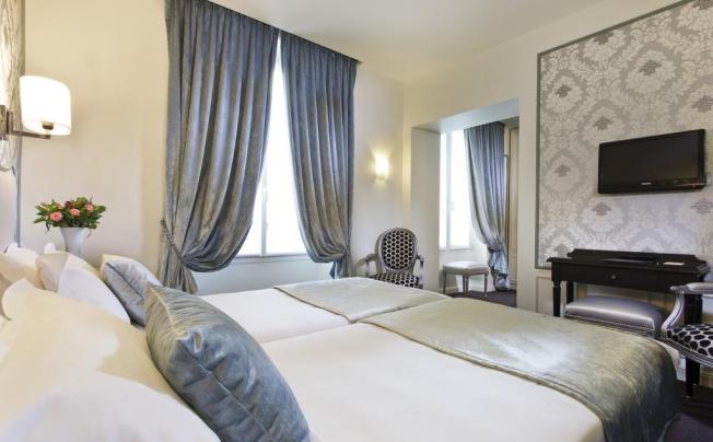Фото отеля SAINT PETERSBOURG HOTEL 