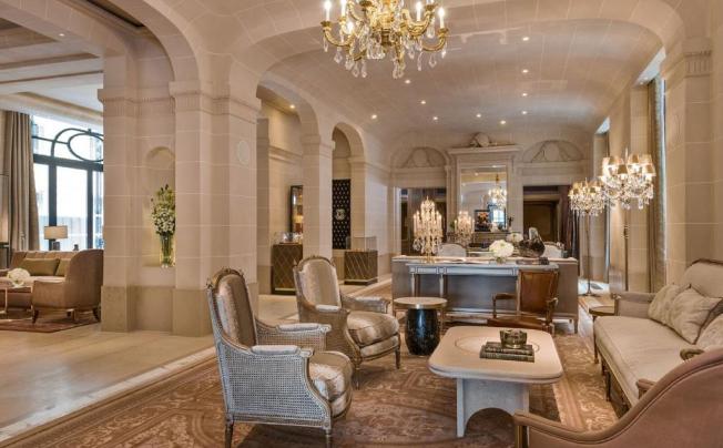 Фото отеля CRILLON