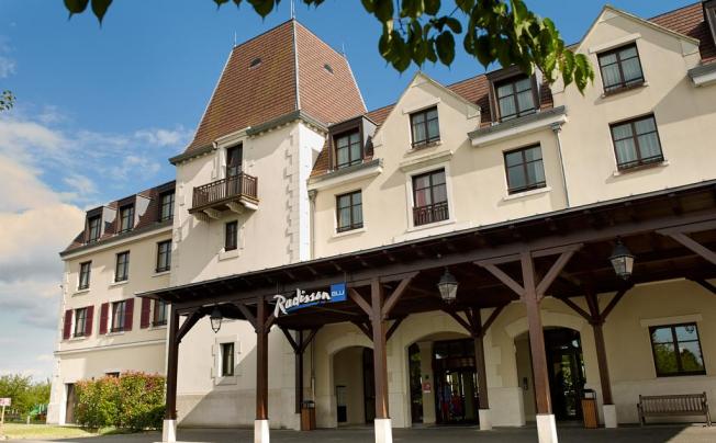 Фото отеля RADISSON BLU DISNEYLAND PARIS 