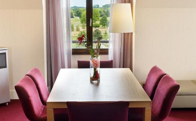 Фото отеля RADISSON BLU DISNEYLAND PARIS 