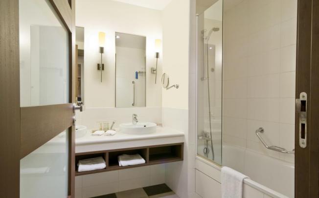 Фото отеля RADISSON BLU DISNEYLAND PARIS 