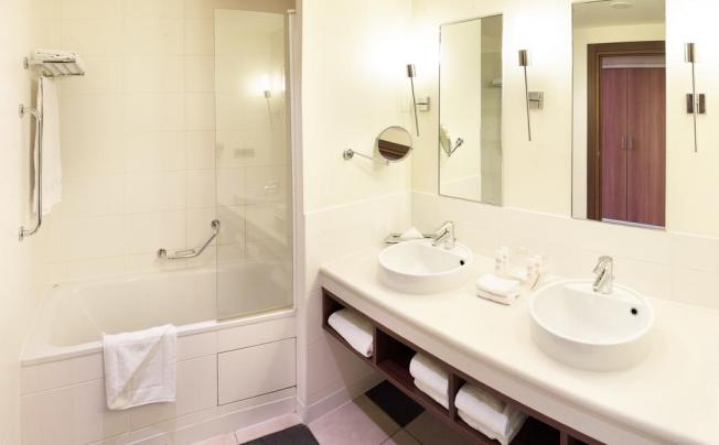 Фото отеля RADISSON BLU DISNEYLAND PARIS 