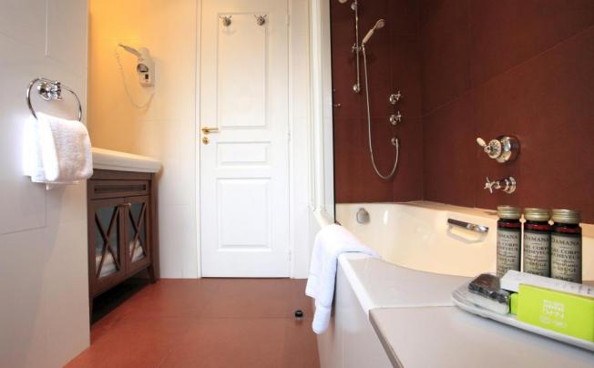 Фото отеля SEROTEL LUTECE 