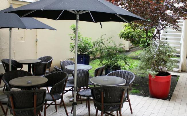 Фото отеля NEW HOTEL SAINT LAZARE 