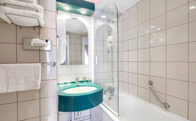 Фото отеля PAVILLON PORTE DE VERSAILLES 