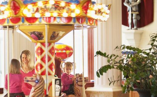Фото отеля DREAM CASTLE HOTEL AT DISNEYLAND PARIS 