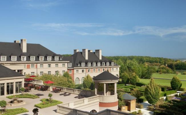 Фото отеля DREAM CASTLE HOTEL AT DISNEYLAND PARIS 
