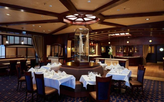 Фото отеля NEWPORT BAY CLUB 