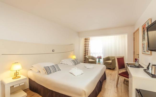 Фото отеля HOTEL & SPA MONTAIGNE