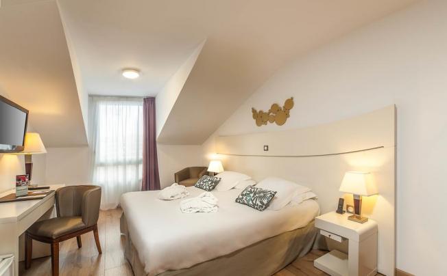 Фото отеля HOTEL & SPA MONTAIGNE