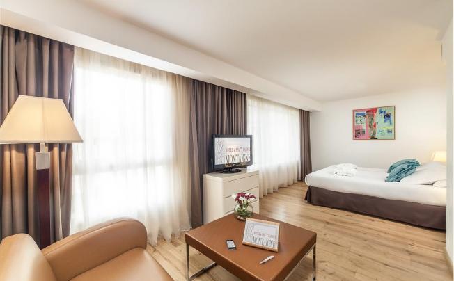 Фото отеля HOTEL & SPA MONTAIGNE