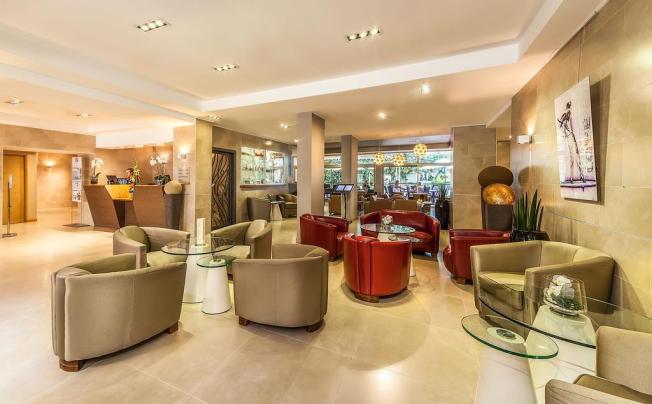 Фото отеля HOTEL & SPA MONTAIGNE