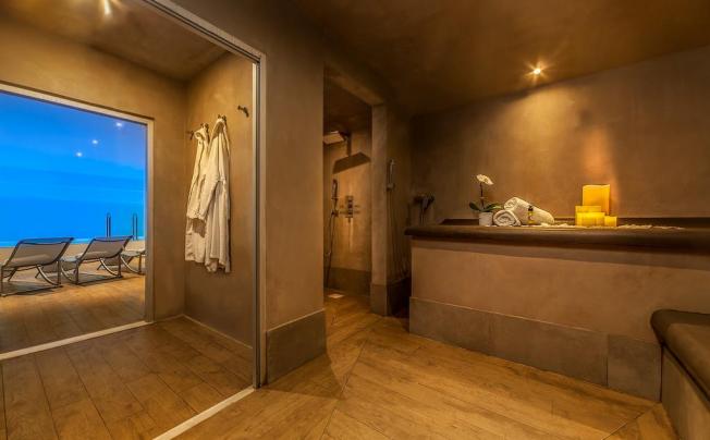 Фото отеля HOTEL & SPA MONTAIGNE