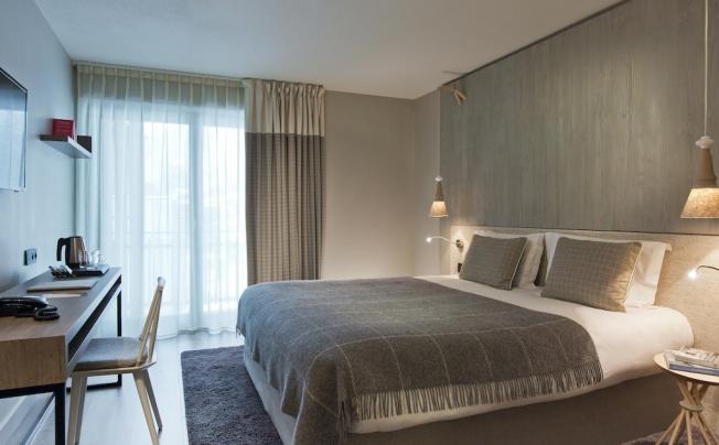 Фото отеля Hôtel L'Heliopic Sweet and Spa