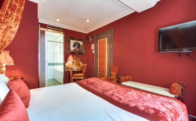 Фото отеля VILLA ROYALE 